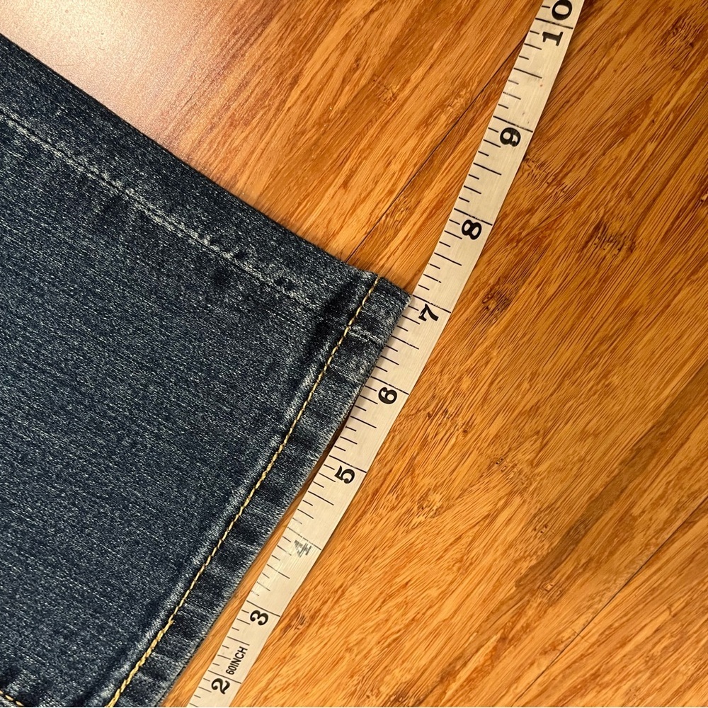 Levi's Denizen Modern Pull-On Crop Medium Dark Wash Jeans. Size Women's 16 - Picture 13 of 14
